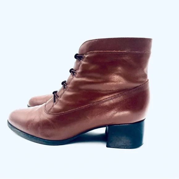 VTG 90s Brown Leather Boots Ankle Inner Zipper 2” Heel Sz 9 - Picture 4 of 7